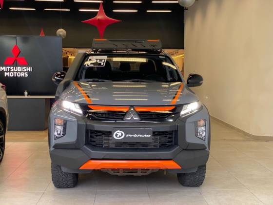 MITSUBISHI L200 TRITON 2.4 16V TURBO DIESEL SPORT SAVANA SERTÔES CD 4P 4X4 AUTOMÁTICO MITSUBISHI L200 TRITON 2.4 16V TURBO DIESEL SPORT SAVANA SERTÔES CD 4P 4X4 AUTOMÁTICO